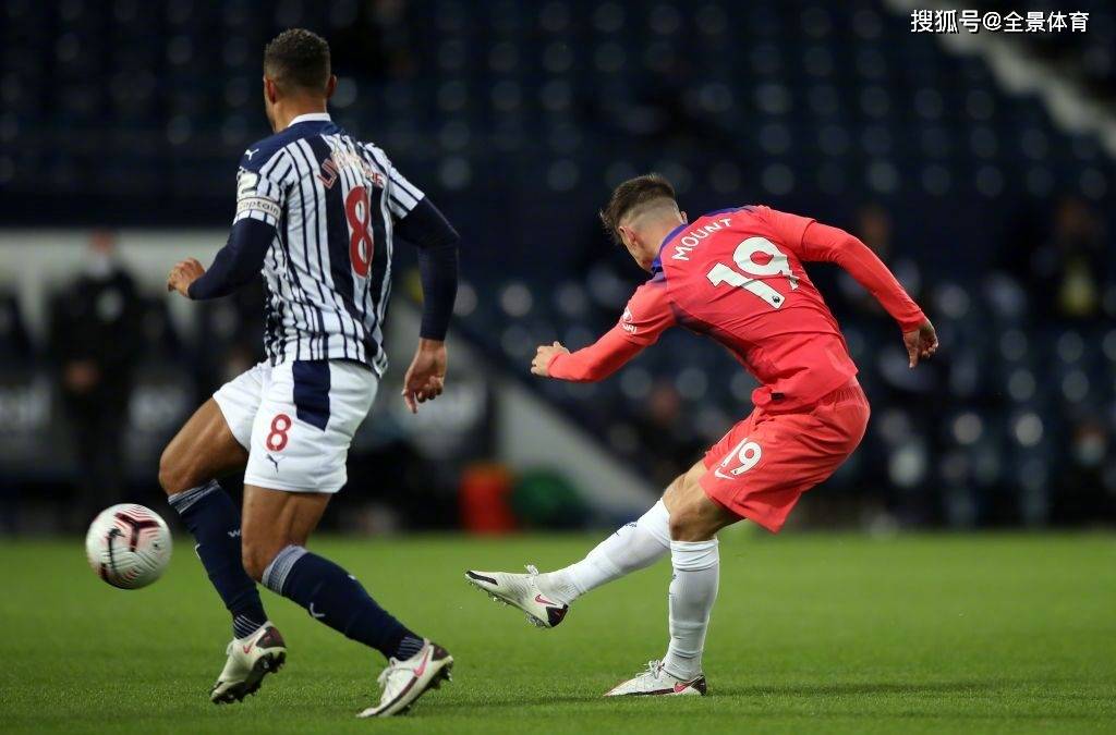  曼城补时绝杀登顶积分榜  